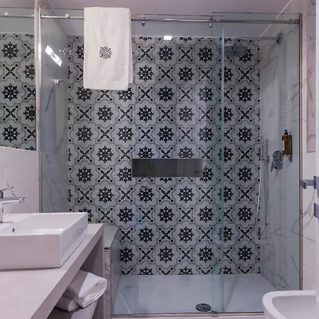 Mediterraneo Emotional & Hotel