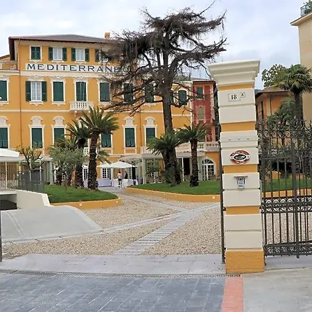 Hotel Mediterraneo Emotional & 4*
