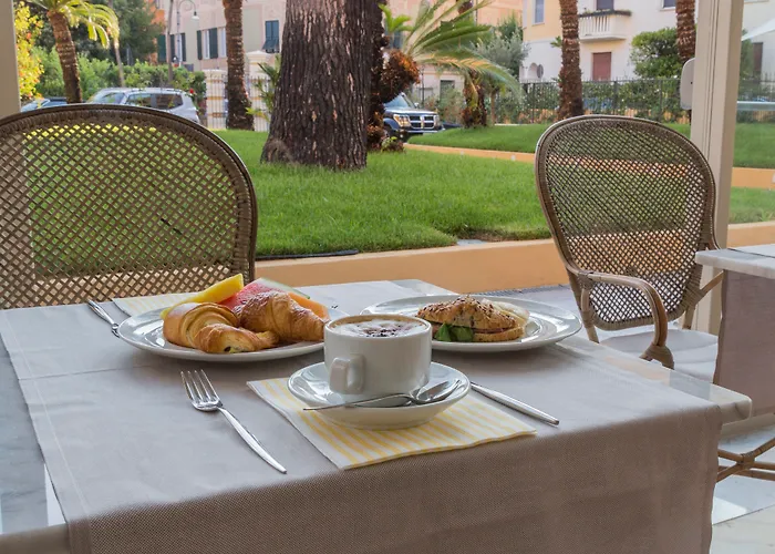 Отель Mediterraneo Emotional & 4*