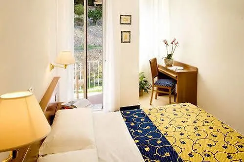 Mediterraneo Emotional & 4*